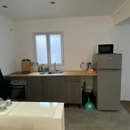 Chaleureux Proxi-chu Et Clinique St Hilaire *